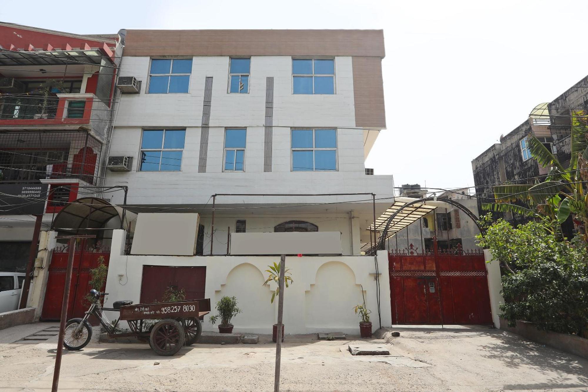 Hotel O Celebration Bnb Home Delhi (National Capital Territory of India) Exterior foto